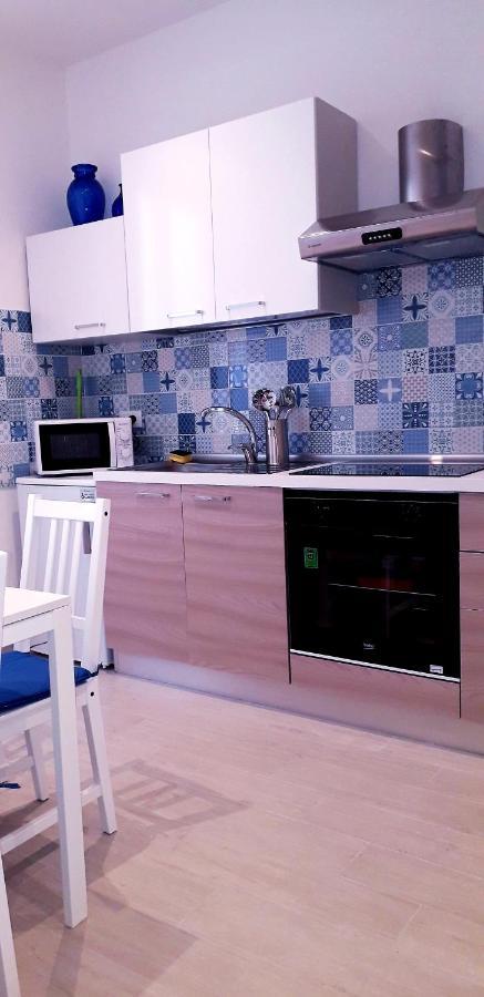 Lamberti Beach Apartment - 150 M From The Sea - Just Renewed - Wifi Savona Eksteriør bilde
