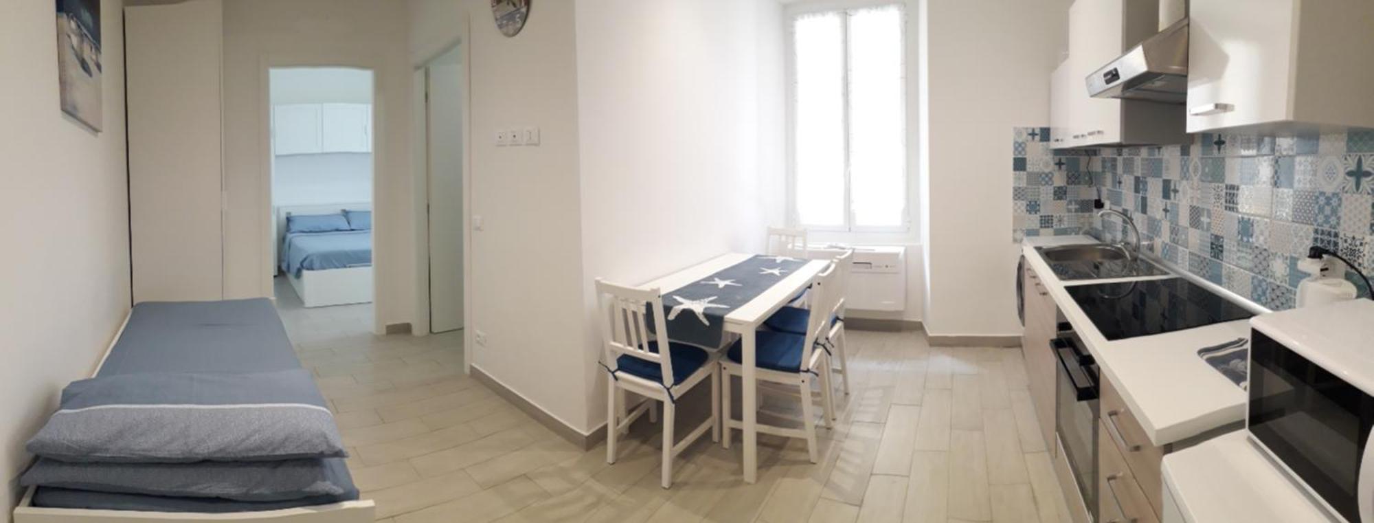 Lamberti Beach Apartment - 150 M From The Sea - Just Renewed - Wifi Savona Eksteriør bilde